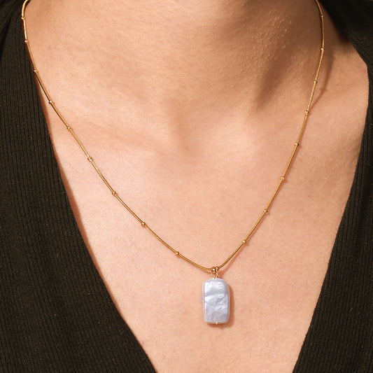 Rectangular Baroque Pearl Pendant Necklace – Gold Stainless Steel