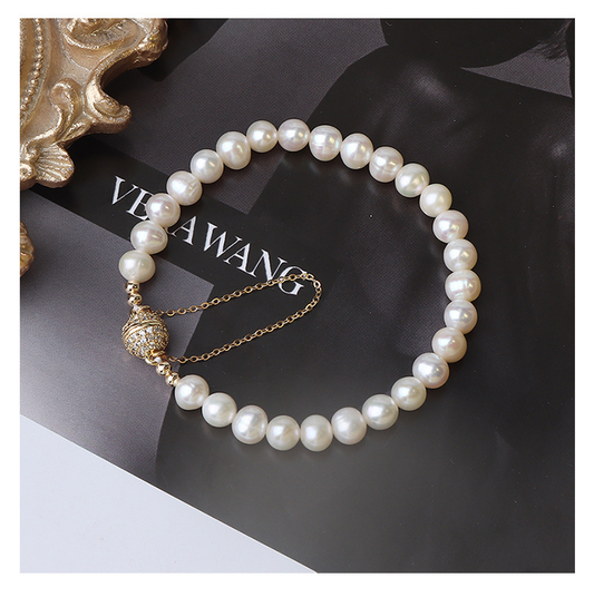 Beaded Pearl Bracelet with magnetic Zircon closer