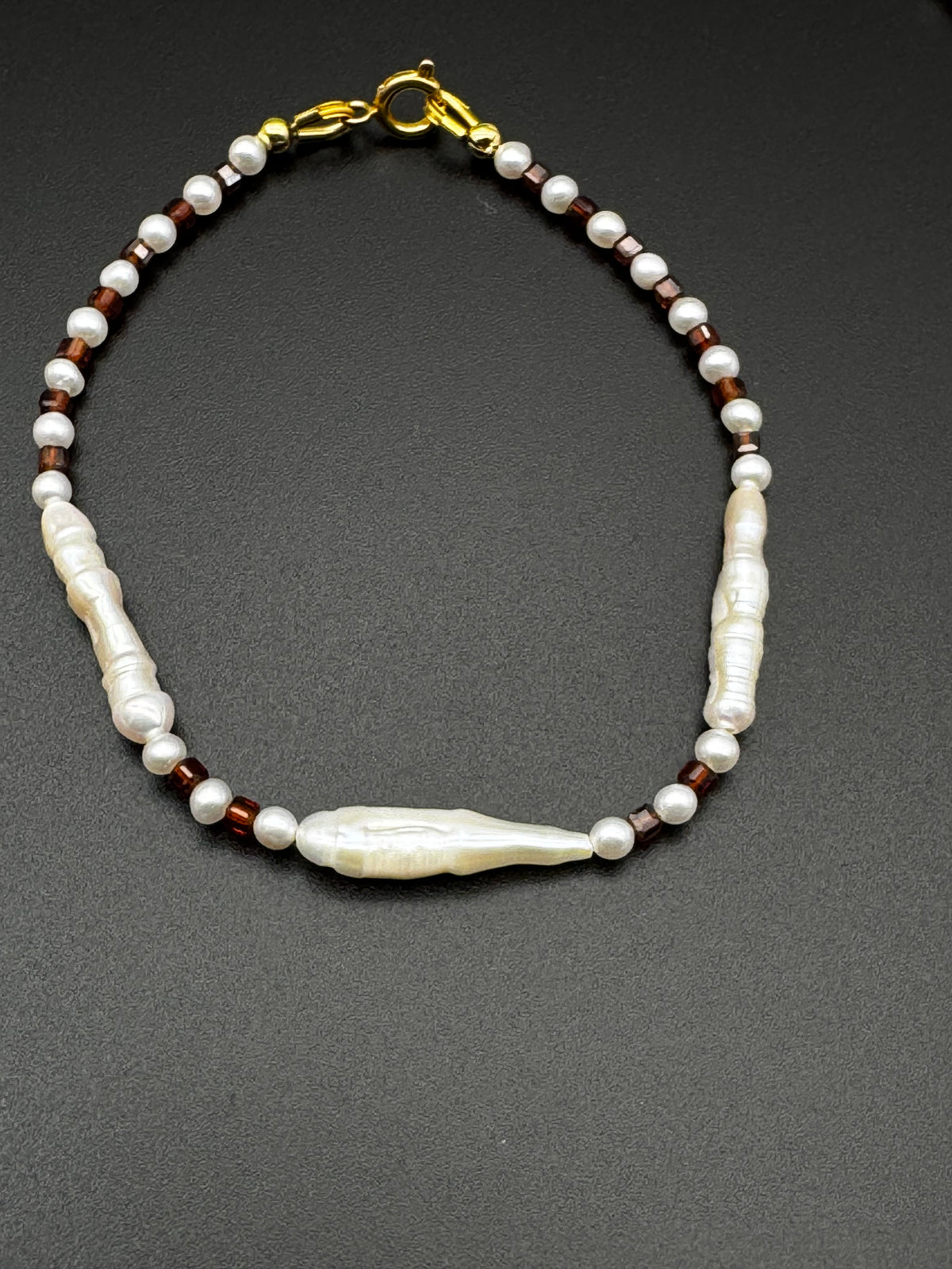 Pearl Garnet & Baroque Twist Bead Bracelet Gold-Plated