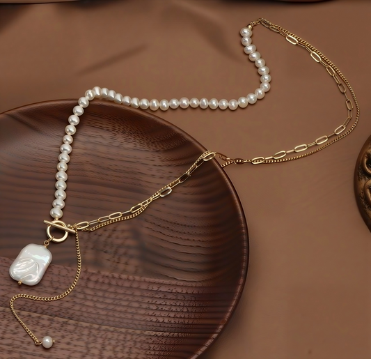 Baroque Pearl Pendant Asymmetric Freshwater Pearl Necklace
