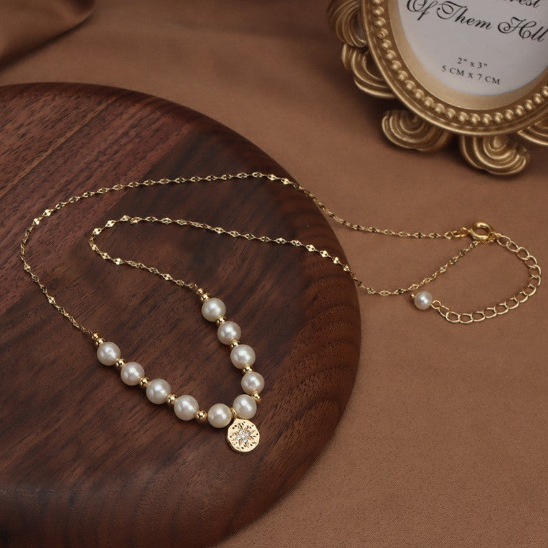 Pearl Smile Necklace – Octagonal Zirconia Pendant & Gold-Plated Brass